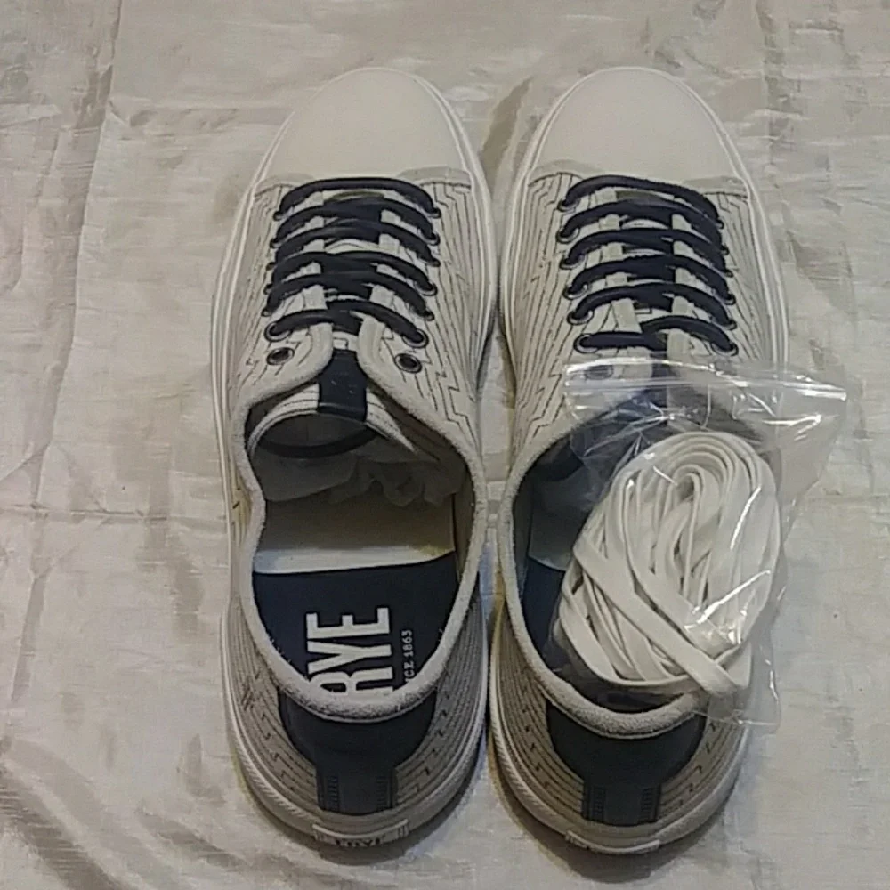 Frye Ludlow Canvas Print Sneakers